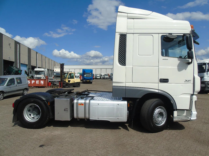 DAF XF 460 + 302KM + PTO + MANUAL + EURO 6 - Tractor unit: picture 3 DAF XF 460 + 302KM + PTO + MANUAL + EURO 6 - Tractor unit: picture 3