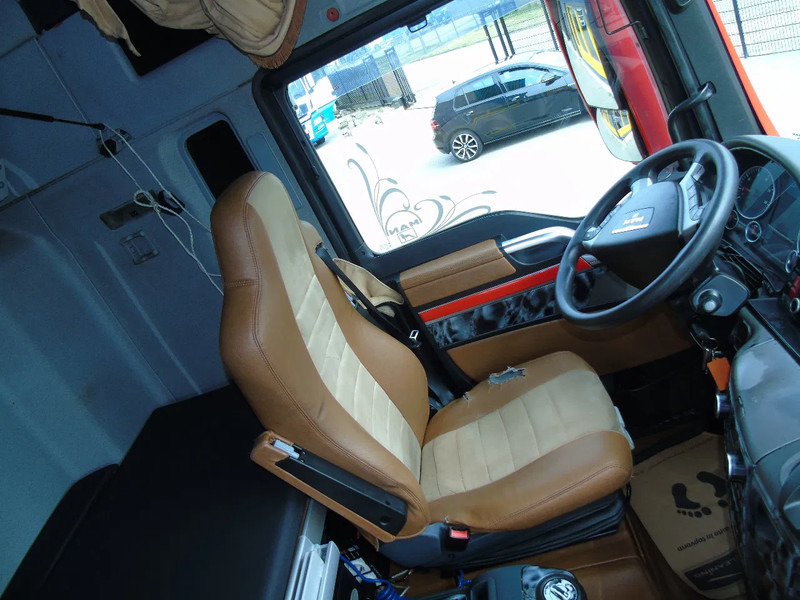 Tractor unit MAN TGX 18.440 + EURO 5 + FULL OPTION: picture 9