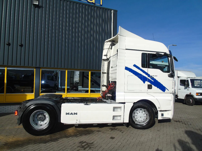 MAN TGX 18.480 + RETARDER + EURO 5 + SPOILER - Tractor unit: picture 2 MAN TGX 18.480 + RETARDER + EURO 5 + SPOILER - Tractor unit: picture 2