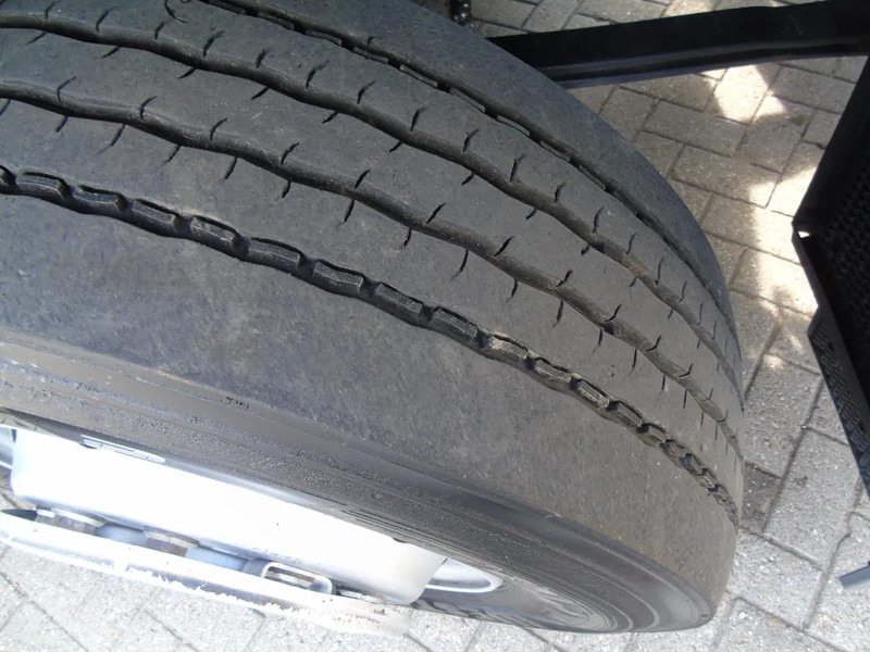 Tractor unit Mercedes-Benz Actros 1842 + euro 5 + spoiler: picture 13