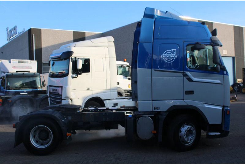 Volvo FH 12.440 + xl cab + manual + EURO 5 - Tractor unit: picture 2 Volvo FH 12.440 + xl cab + manual + EURO 5 - Tractor unit: picture 2