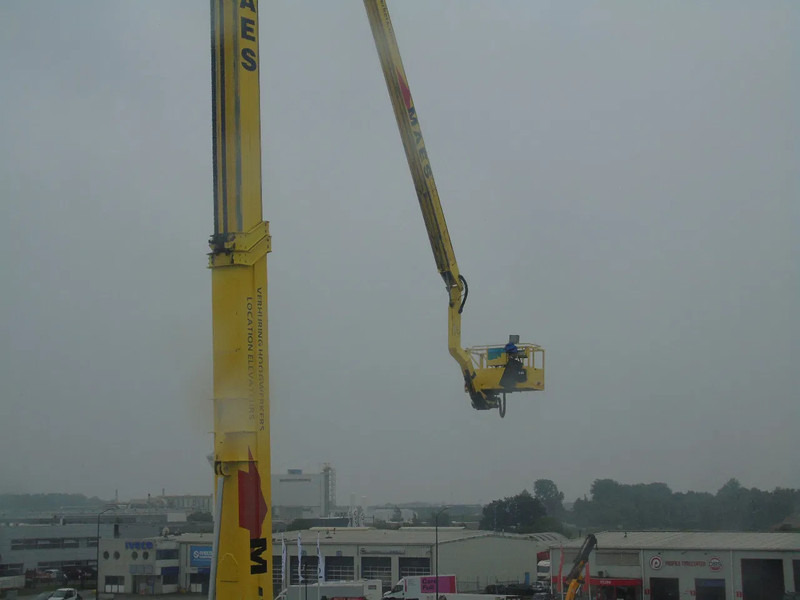 Truck Mercedes-Benz Actros 4148 + 84 meters + 10x4: picture 20