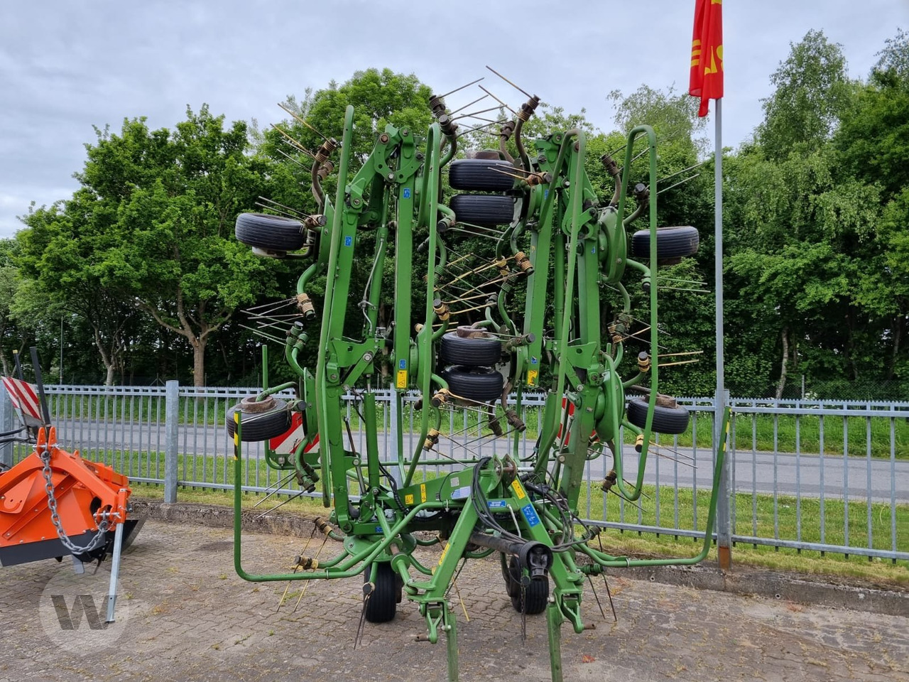 Krone KW 11.22/10 - Tedder/ Rake: picture 4 Krone KW 11.22/10 - Tedder/ Rake: picture 4