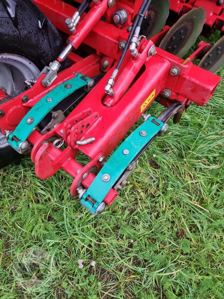 Kverneland U-Drill - Seed drill: picture 5 Kverneland U-Drill - Seed drill: picture 5
