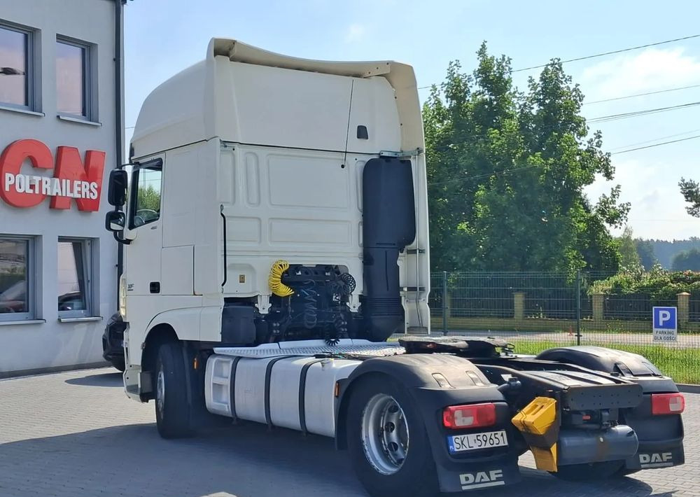 DAF XF 460, FT 4X2, Standard - Tractor unit: picture 4 DAF XF 460, FT 4X2, Standard - Tractor unit: picture 4