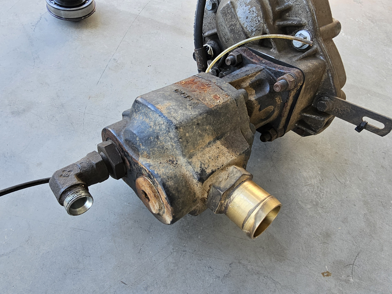 VOLVO HYDRAULIC SET PTO PUMP SHAFT / VOLVO FH FM FH4 FH5 / WORLDWIDE DELIVERY - Hydraulics: picture 5 VOLVO HYDRAULIC SET PTO PUMP SHAFT / VOLVO FH FM FH4 FH5 / WORLDWIDE DELIVERY - Hydraulics: picture 5