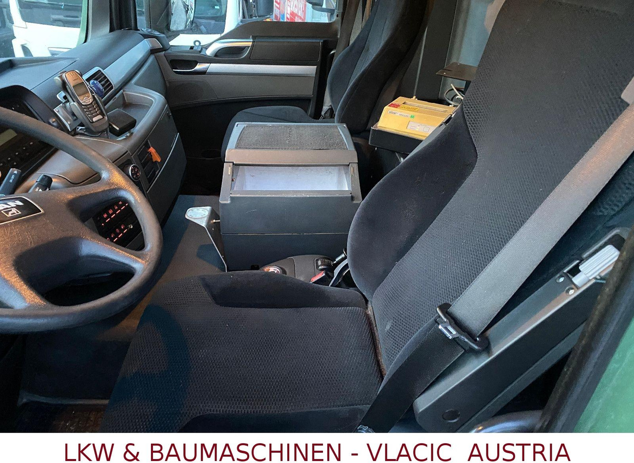 MAN TGS 26.400 Gastankwagen mit Pumpe und Wage22000L MAN TGS 26.400 Gastankwagen mit Pumpe und Wage22000L - Tank truck: picture 5 MAN TGS 26.400 Gastankwagen mit Pumpe und Wage22000L MAN TGS 26.400 Gastankwagen mit Pumpe und Wage22000L - Tank truck: picture 5