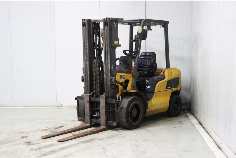 Caterpillar DP30N - Diesel forklift: picture 4 Caterpillar DP30N - Diesel forklift: picture 4