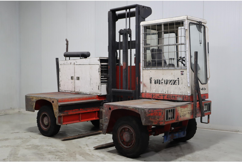 Fantuzzi SF45 - Side loader: picture 1 Fantuzzi SF45 - Side loader: picture 1