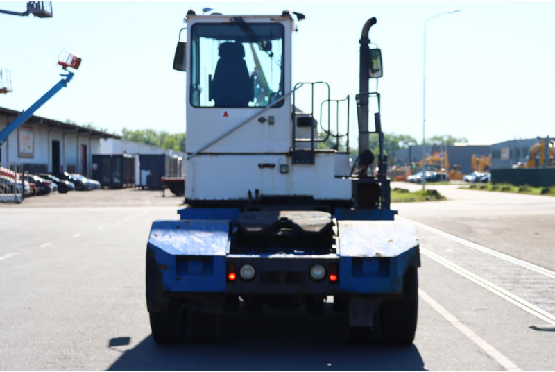 Terminal tractor Kalmar TRX182A: picture 6