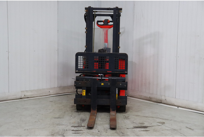 Linde L12AC - Stacker: picture 3 Linde L12AC - Stacker: picture 3