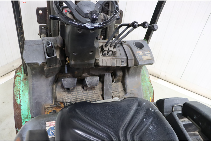 Mitsubishi FD30NT - Diesel forklift: picture 2 Mitsubishi FD30NT - Diesel forklift: picture 2