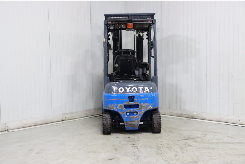 Electric forklift Toyota 8FBM20T: picture 6