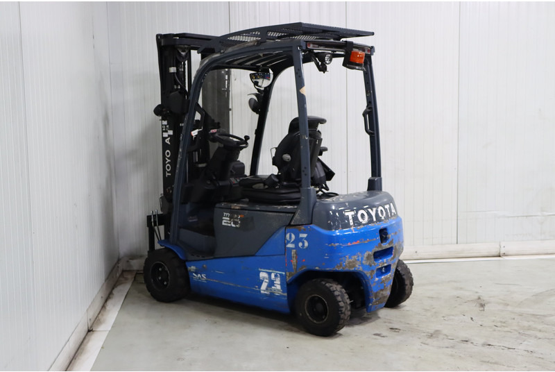 Electric forklift Toyota 8FBM20T: picture 5