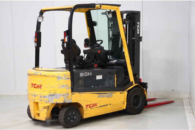 Electric forklift UniCarriers G1Q2L30H: picture 6 Electric forklift UniCarriers G1Q2L30H: picture 6