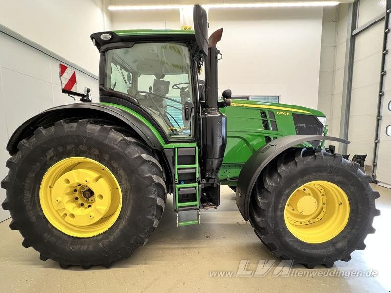 John Deere 6250R ULTIMATE CommandPro - Farm tractor: picture 5 John Deere 6250R ULTIMATE CommandPro - Farm tractor: picture 5