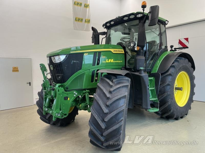 John Deere 6R 230 - Farm tractor: picture 1 John Deere 6R 230 - Farm tractor: picture 1