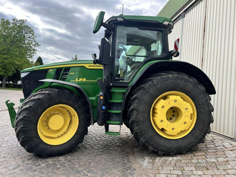 John Deere 7R 310 - Farm tractor: picture 4 John Deere 7R 310 - Farm tractor: picture 4