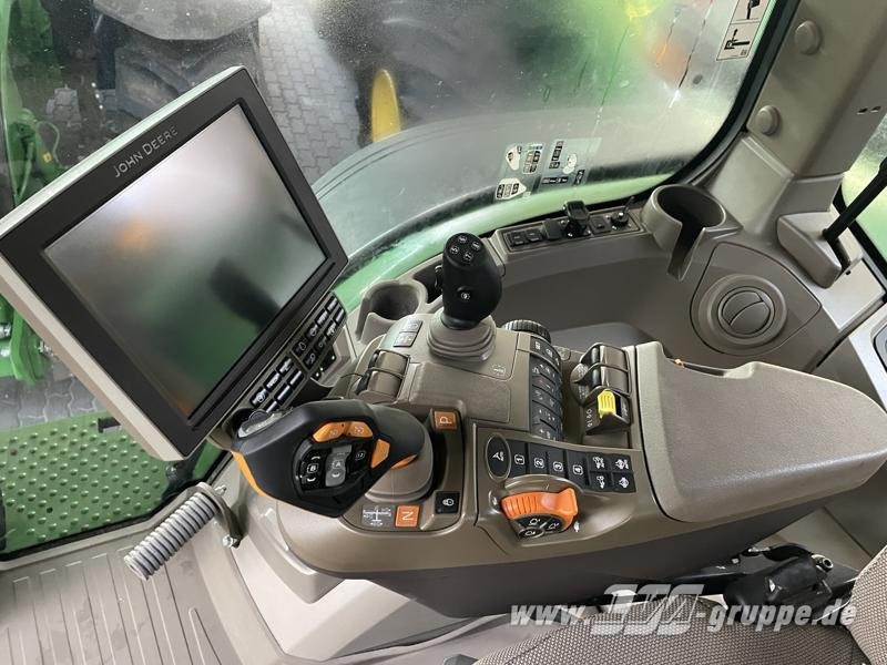 John Deere 7R 310 - Farm tractor: picture 4 John Deere 7R 310 - Farm tractor: picture 4