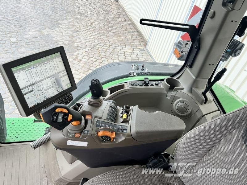 Farm tractor John Deere 7R 310: picture 12 Farm tractor John Deere 7R 310: picture 12