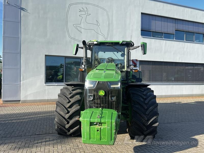 John Deere 8R 340 - Farm tractor: picture 2 John Deere 8R 340 - Farm tractor: picture 2