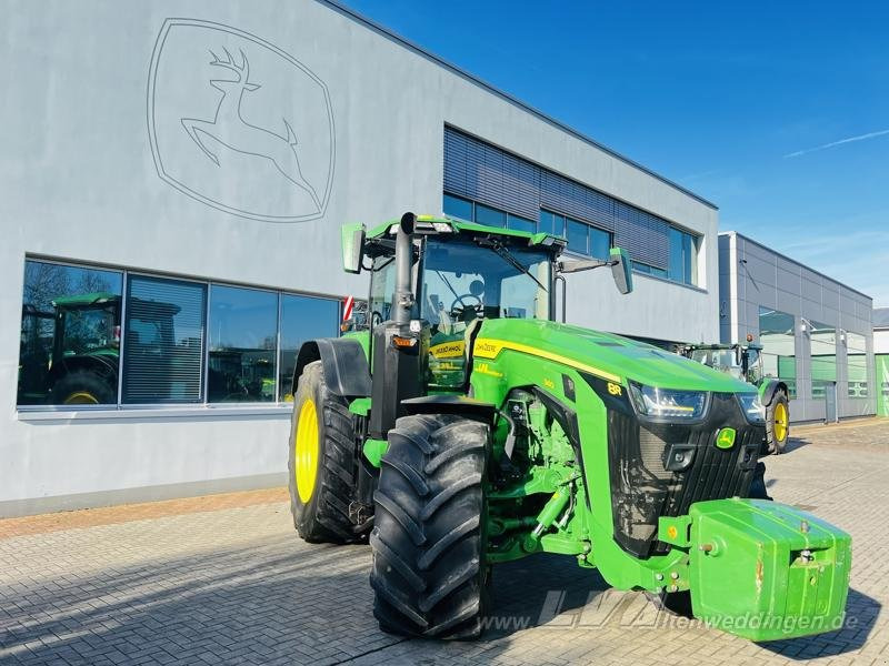 John Deere 8R 340 - Farm tractor: picture 1 John Deere 8R 340 - Farm tractor: picture 1