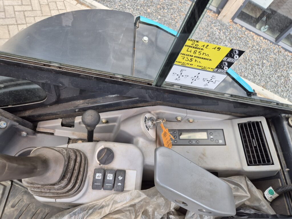 Mini excavator AIRMANN AX33U mididigger: picture 20