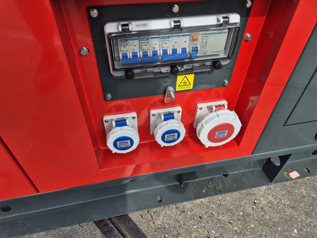 ASHITA AG3-80 diesel generator - Generator set: picture 4 ASHITA AG3-80 diesel generator - Generator set: picture 4