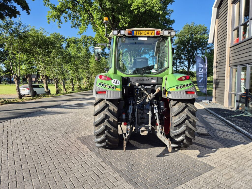 FENDT 310 vario - Farm tractor: picture 4 FENDT 310 vario - Farm tractor: picture 4
