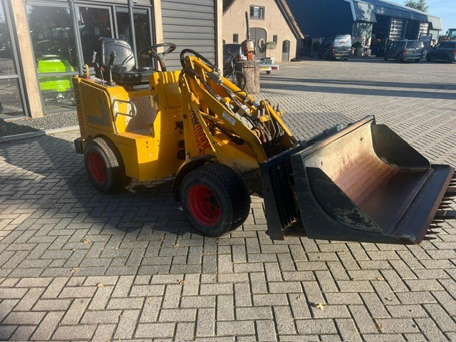 KNIKMOPS 100 miniloader - Compact loader: picture 2 KNIKMOPS 100 miniloader - Compact loader: picture 2