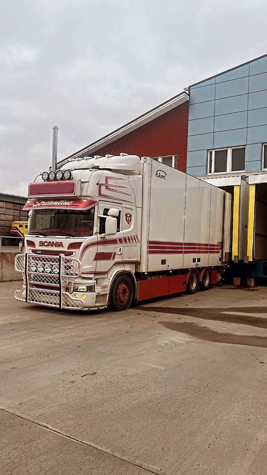 SCANIA R730 6x2,retarder,special edition - Refrigerator truck: picture 1 SCANIA R730 6x2,retarder,special edition - Refrigerator truck: picture 1