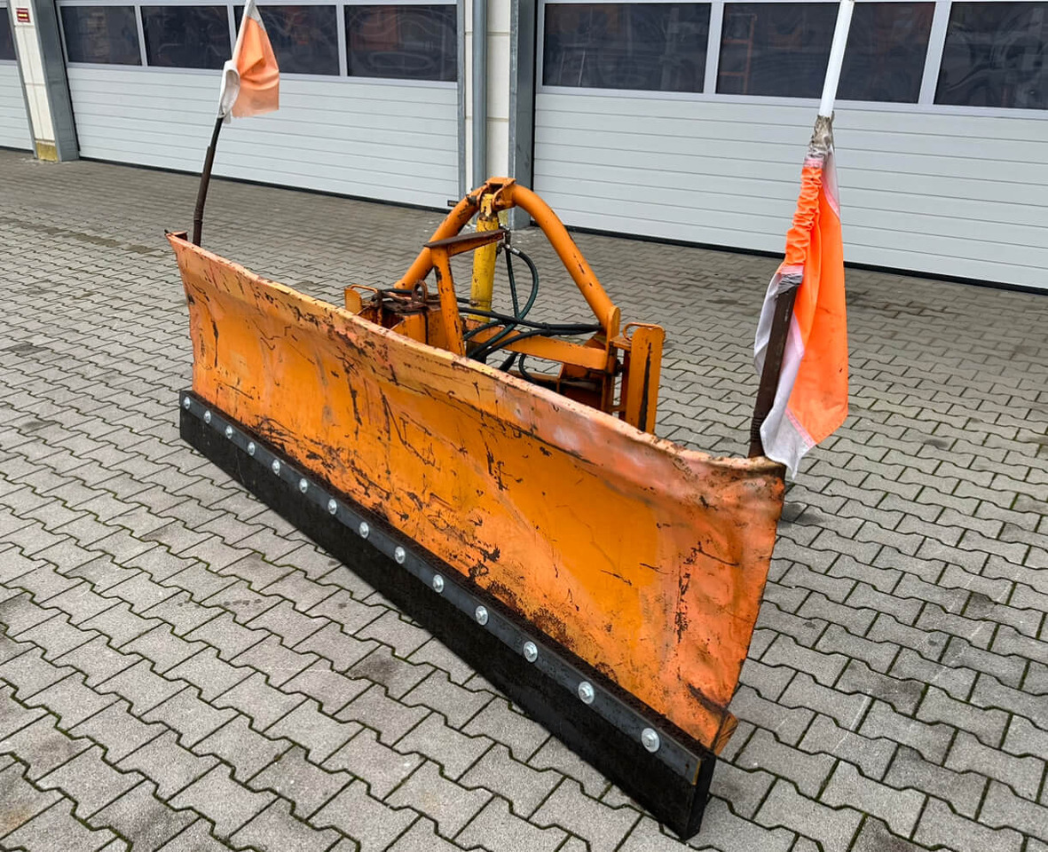 Unimog Schneepflug - Schneeschild Schmidt Landw. - Snow plough: picture 1 Unimog Schneepflug - Schneeschild Schmidt Landw. - Snow plough: picture 1