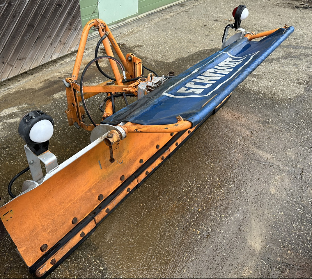 Unimog Schneepflug - Schneeschild Schmidt Micro - Snow plough: picture 1 Unimog Schneepflug - Schneeschild Schmidt Micro - Snow plough: picture 1