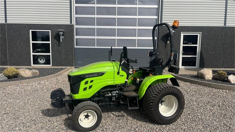 Avenger 26 Med frontvægt og MOMSFRI - Municipal tractor: picture 1 Avenger 26 Med frontvægt og MOMSFRI - Municipal tractor: picture 1