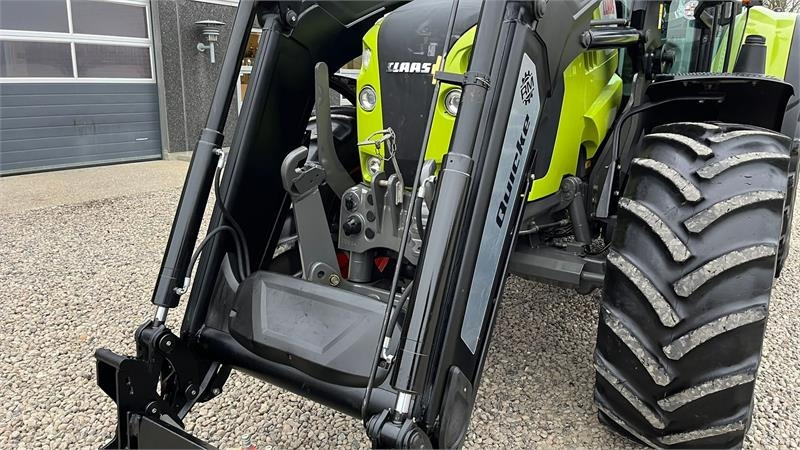 Claas ARION 650 med frontlift og frontlæsser - Farm tractor: picture 4 Claas ARION 650 med frontlift og frontlæsser - Farm tractor: picture 4