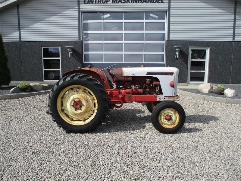 David Brown 950 Motor sidder fast - Farm tractor: picture 1 David Brown 950 Motor sidder fast - Farm tractor: picture 1