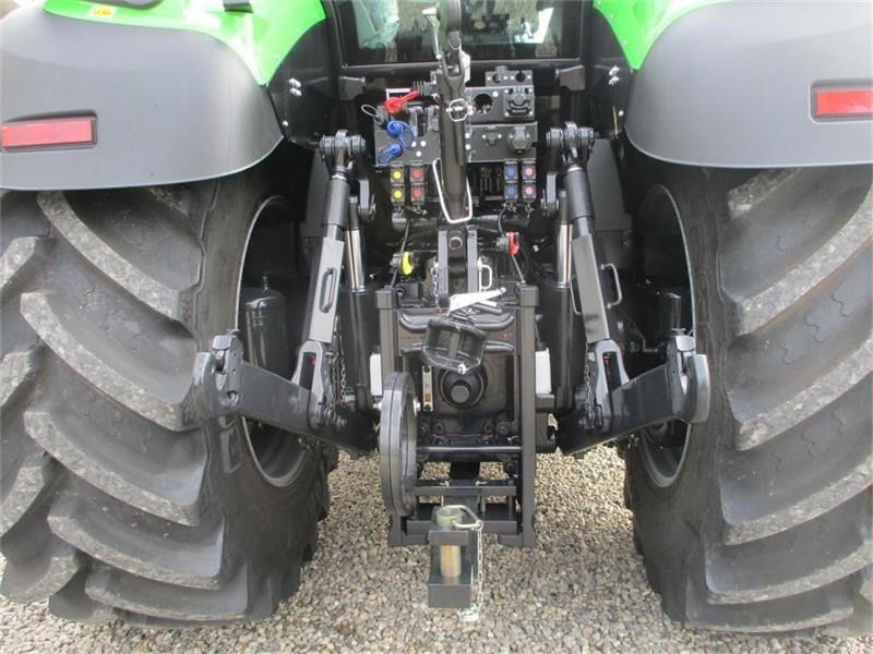 Farm tractor Deutz-fahr 9340 TTV New and unused tractor: picture 11 Farm tractor Deutz-fahr 9340 TTV New and unused tractor: picture 11