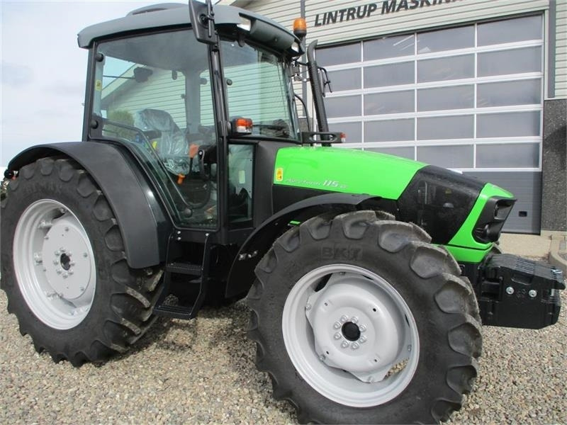 Farm tractor Deutz-fahr Agrofarm 115G New and Unused tractor with 30F+30R: picture 15