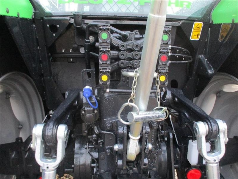 Farm tractor Deutz-fahr Agrofarm 115G with 30F+30R Hi-Lo and CreepGea: picture 17 Farm tractor Deutz-fahr Agrofarm 115G with 30F+30R Hi-Lo and CreepGea: picture 17
