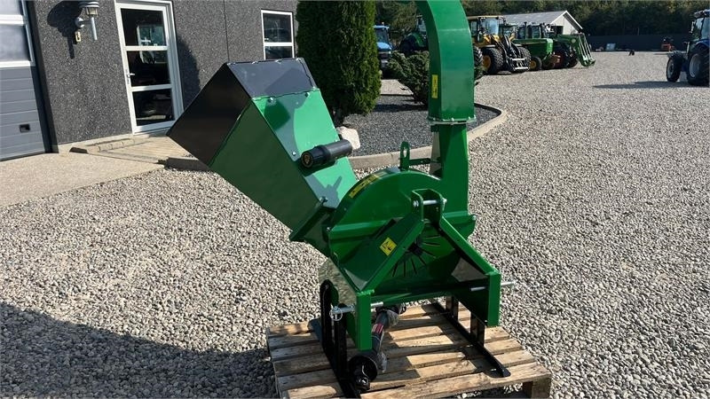 Dk-Tec WC 42 Flishugger - Wood chipper: picture 3 Dk-Tec WC 42 Flishugger - Wood chipper: picture 3