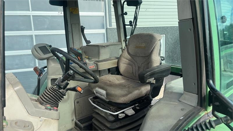Farm tractor Fendt 926 Favorit Vario Med frontlift: picture 6 Farm tractor Fendt 926 Favorit Vario Med frontlift: picture 6