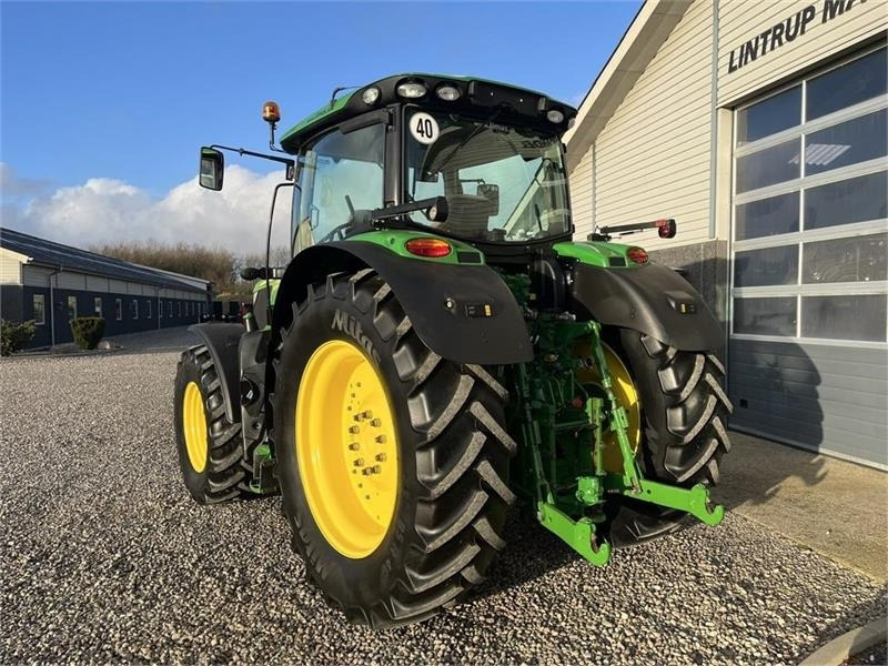 John Deere 6175R Med frontlift og frontPTO - Farm tractor: picture 3 John Deere 6175R Med frontlift og frontPTO - Farm tractor: picture 3