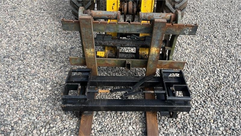 Kramer 750T Allrad med pallegafler og adabter. Med telesk - Compact loader: picture 4 Kramer 750T Allrad med pallegafler og adabter. Med telesk - Compact loader: picture 4