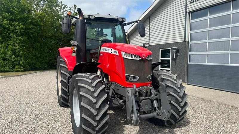 Farm tractor Massey Ferguson 7726 S DynaVT Med frontlift: picture 20