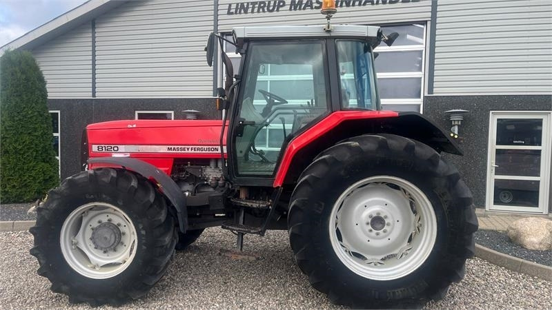Farm tractor Massey Ferguson 8120 DYNA 4 Med frontlift: picture 11 Farm tractor Massey Ferguson 8120 DYNA 4 Med frontlift: picture 11