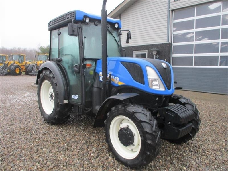 New Holland T4.80 F SuperSteear med aircondition og koblingsfr - Farm tractor: picture 4 New Holland T4.80 F SuperSteear med aircondition og koblingsfr - Farm tractor: picture 4