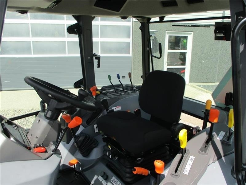 Farm tractor Solis 50 Fabriksny traktor med 2 års garanti, lukket kab: picture 10