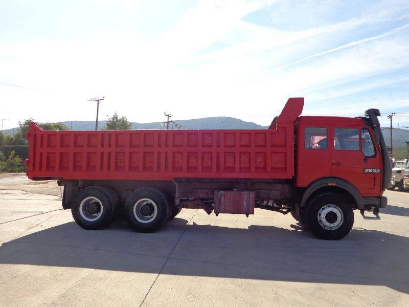 Tipper Mercedes-Benz NG 2632 V10 Mercedes Benz 2632K6X4: picture 6
