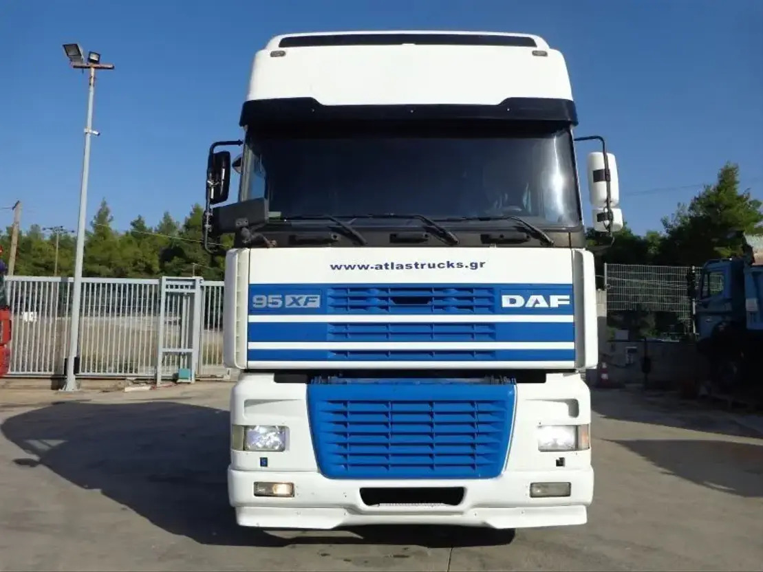 DAF XF 480 DAF XF.480 4X2 Super Space Intarder - Tractor unit: picture 3 DAF XF 480 DAF XF.480 4X2 Super Space Intarder - Tractor unit: picture 3