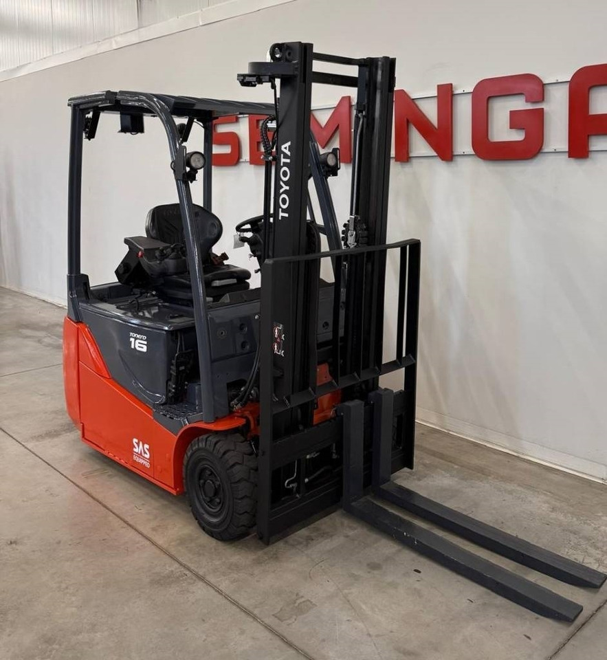Toyota 11052 - 8FBE16T - Electric forklift: picture 4 Toyota 11052 - 8FBE16T - Electric forklift: picture 4